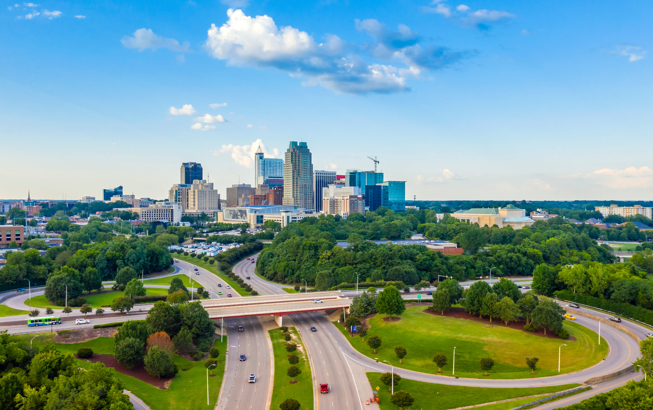 Raleigh vs. Charlotte: Pros and Cons of North Carolina Cities