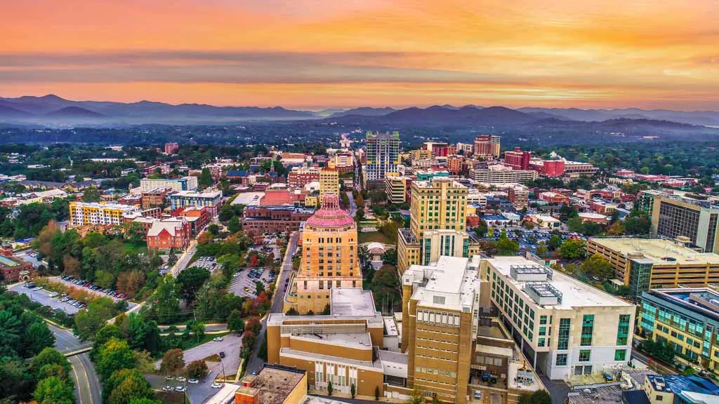 10 Things to know before moving to Asheville, NC