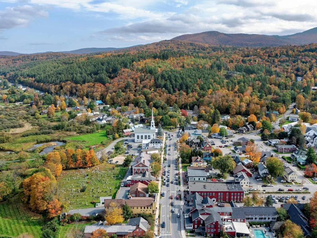 8 Things to Know Before Moving to Stowe, VT