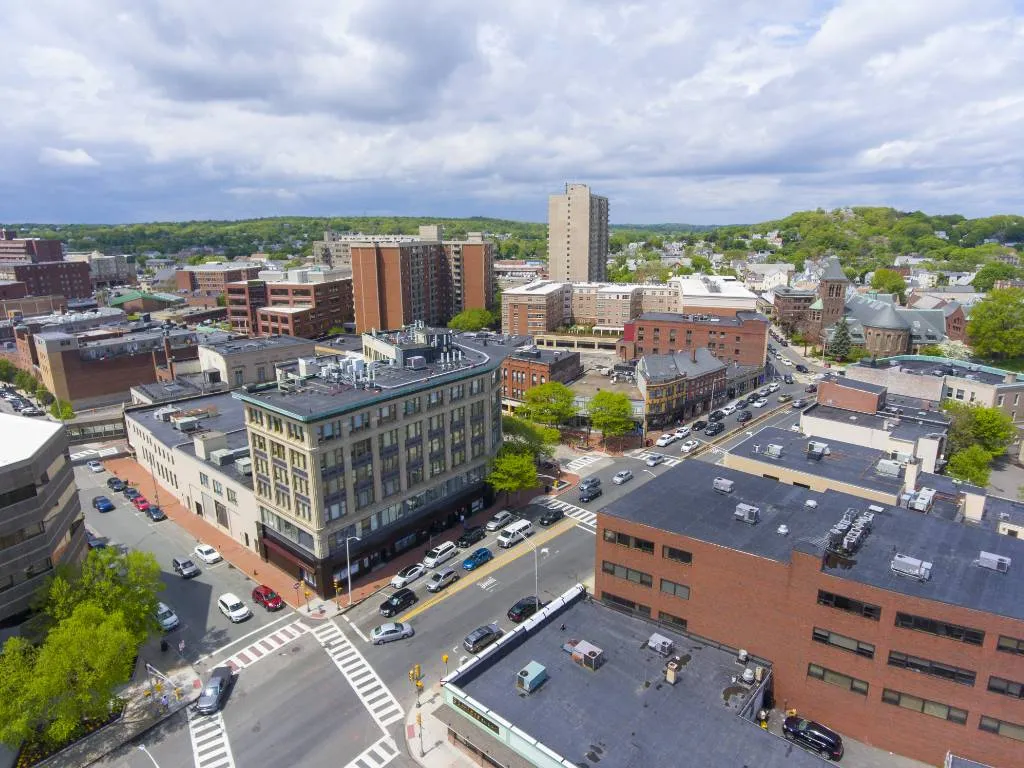 FASHION BUG - CLOSED - 60 Broadway, Malden, Massachusetts